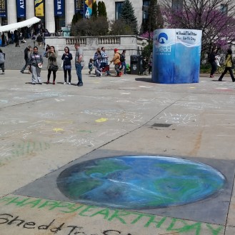 Chicago Chalk Champ - Shaun Hays leads a pop-up Chalk Art Fest on the Lakefront - Shedd Aquarium Promo for Earth Day 2017